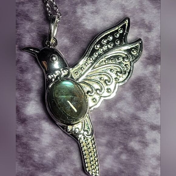 Malagasy Labradorite Hummingbird Pendant Necklace - Picture 5 of 15